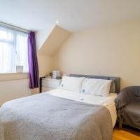 Comfy private room in Battersea close to Clapham Junction，位于伦敦巴特西的酒店