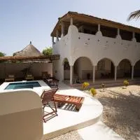 La Teranga Apartament Parrot，位于Toubakouta的酒店