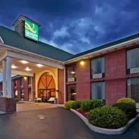 Quality Inn & Suites Somerset Downtown，位于萨默塞特的酒店