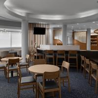 休斯顿洲际机场春季山丘套房酒店，位于休斯顿乔治·布什休斯顿机场 - IAH附近的酒店