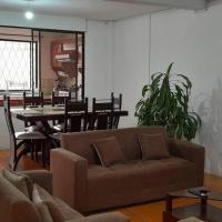 Departamento Monay 1，位于昆卡马里斯卡尔拉马尔国际机场 - CUE附近的酒店