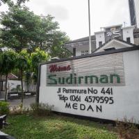 Wisma Sudirman，位于棉兰棉兰机场 - MES附近的酒店