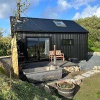 Jura - The Black Hut，位于Isle of JuraColonsay Airport - CSA附近的酒店