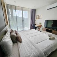 Seaview room nice sunset Patong，位于芭东海滩的酒店