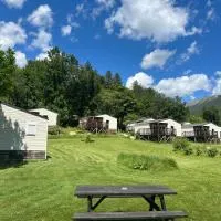 Camping White Rock,位于卡斯特拉讷的酒店