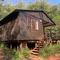 Buhleni Farm Chalets，位于埃祖尔韦尼的酒店