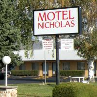 尼古拉斯汽车旅馆，位于奥马克的酒店