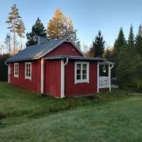 Ireneborg, cottage with Finnish sauna，位于Svedja的酒店