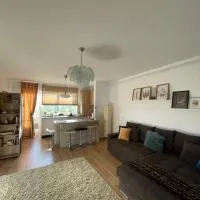 Serenity Suite，位于Sînpetru的酒店