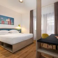 Rome Ciampino Smart Hotel，位于钱皮诺罗马钱皮诺机场 - CIA附近的酒店