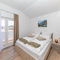 Apartmani Kornelija，位于卡什泰拉 Kastel Novi的酒店