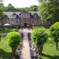 Ferienwohnungen im Gutshaus Groß Upahl,位于Groß Upahl的酒店