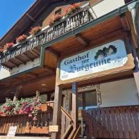 Gasthof zur Burgruine,位于波滕施泰因的酒店