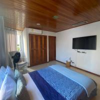 Habitación doble baño privado cerca al mar y bahia，位于卡塔赫纳Castillogrande的酒店