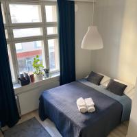 Wonder studio apartment prime location and commute in the heart of Kallio，位于赫尔辛基卡里欧的酒店