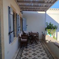 Levanta，位于KastrisiánikaKithira Island National Airport Alexandros Aristotelous Onassis机场 - KIT附近的酒店