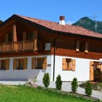B&B Chalet Trentino，位于Fiavè的酒店