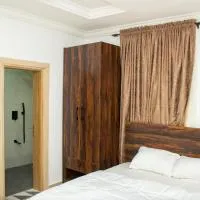 Skenyo Hotel & Apartments，位于Ketti的酒店