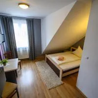 Hotel Restauracja Sara，位于Laskowa的酒店