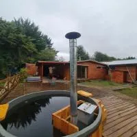 Casa Parcela Spa a 10 minutos del Aeropuerto Araucanía con acceso al Río,位于Quepe的酒店