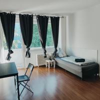 Ferienwohnung Monteurwohnung Messewohnung Duisburg Süd Grenze Düsseldorf 6 Personen，位于杜伊斯堡Wanheim-Angerhausen的酒店