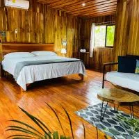 Río Celeste, Cacahua Lodge，位于Rio Celeste的酒店