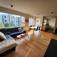 Country in the city - 3 bedrooms，位于雷克雅未克Reykjavík South-East的酒店