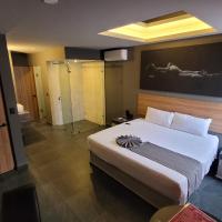 4Play Motel，位于Santa CruzQuétaro Intercontinental Airport机场 - QRO附近的酒店