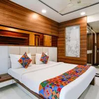 FabHotel The Nashik Inn - Nr Vijay Mamta Theatre, Nashik Road，位于纳西克的酒店