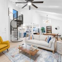 Luxe Desert Retreat - Near Grand Canyon South Rim，位于瓦莱大峡谷国家公园机场 - GCN附近的酒店