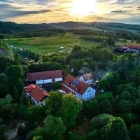 Turkusowa Wyspa，位于Wleń的酒店