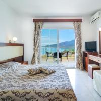 Hotel Emerald and Suites，位于克里斯阿穆迪亚的酒店
