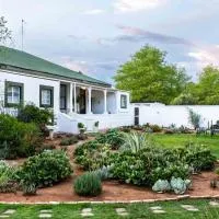 Karoo Ouberg Guest Lodge，位于Middelburg的酒店