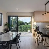 modern immaculate residence in mount wellington，位于奥克兰威灵顿山的酒店
