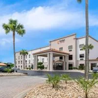 Comfort Suites near Robins Air Force Base，位于华纳罗宾斯的酒店
