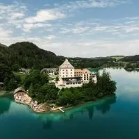 Rosewood Schloss Fuschl，位于萨尔茨堡附近霍夫的酒店