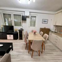 Elkos Apartment，位于斯特鲁加Ohrid Airport - OHD附近的酒店