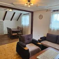 Durmitor Panorama Lodge，位于Junčev Do的酒店