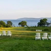 Fireside Inn, Ocean's Edge，位于贝尔法斯特的酒店