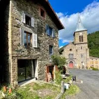Chez la ptite famille,位于Saint-Didier-sur-Doulon的酒店