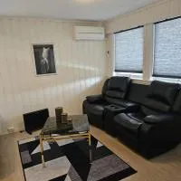 Rooms with free parking，位于利勒斯特罗姆的酒店