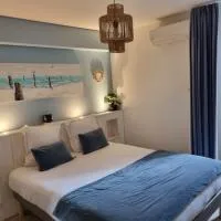 Logis Hôtel La Clé Des Songes，位于皮埃尔弗-迪瓦尔的酒店
