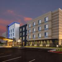 Fairfield Inn & Suites by Marriott Little Rock Airport，位于小石城小石城机场 - LIT附近的酒店