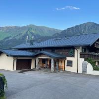 Boutique Hotel Herzhof - Garni-Appartements - Adults Only，位于里茨勒恩的酒店