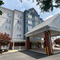 Comfort Inn & Suites Virginia Beach - Norfolk Airport，位于弗吉尼亚海滩诺福克国际机场 - ORF附近的酒店