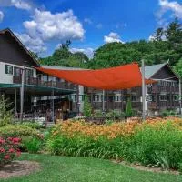 Switzerland Inn，位于Spruce Pine的酒店