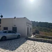 منزل مكيف مستقل لقضاء اجمل الاوقات بجبال عجلون,位于阿杰隆的酒店