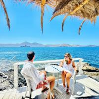 Milos Island-Cavo Paradiso TWIN SIDE SEA VIEW-STUNNING SUNSET VIEW，位于Areti的酒店