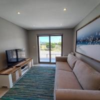 Queens Cove Apt 1 two bedroom，位于克尼斯纳Knysna Central的酒店