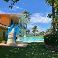 Las Lajas Beach Resort，位于拉斯拉哈斯的酒店